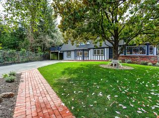 8 Rose Ln, Orinda, CA 94563