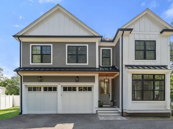 14 Hunnewell St, Needham, MA 02494