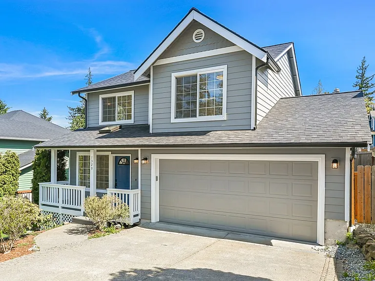 1320 Undine St — Photo 3