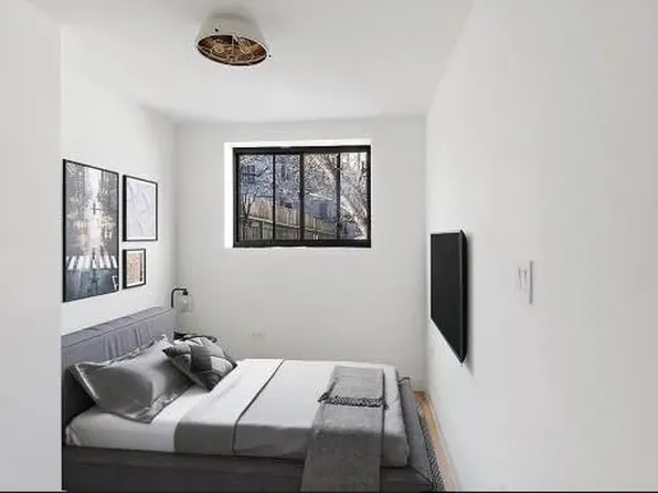 181 Kosciusko Street image 5 of 12