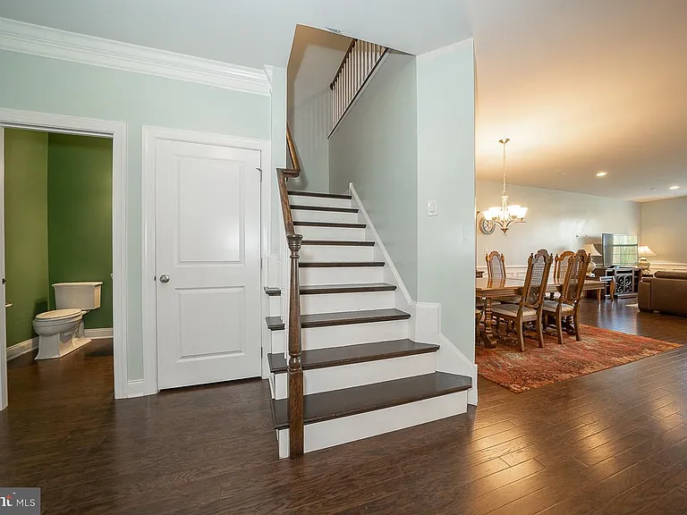 3701 Parris Blvd — Photo 36
