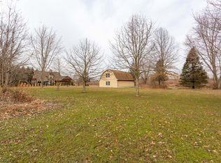 Law Rd, Grafton, OH 44044