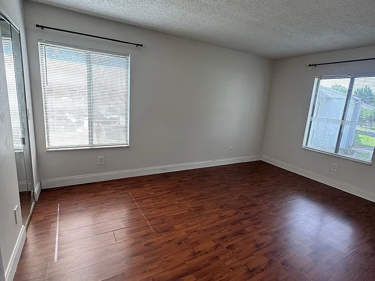 8203 Sun Spring Cir #52 — Photo 4