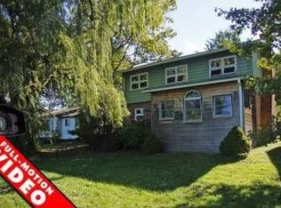 8689 Hidden Lake Dr, Howell, MI