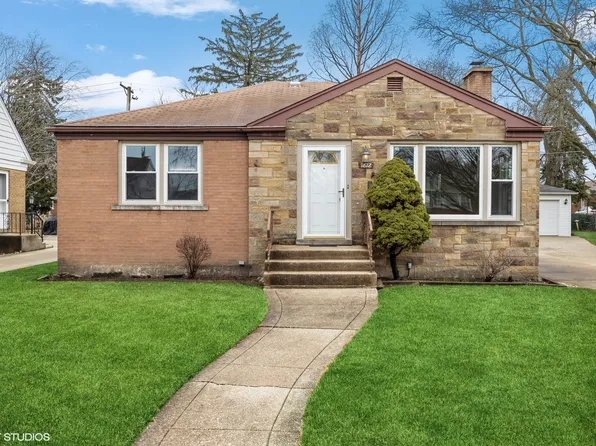 1872 Stratford Ave, Westchester, IL 60154