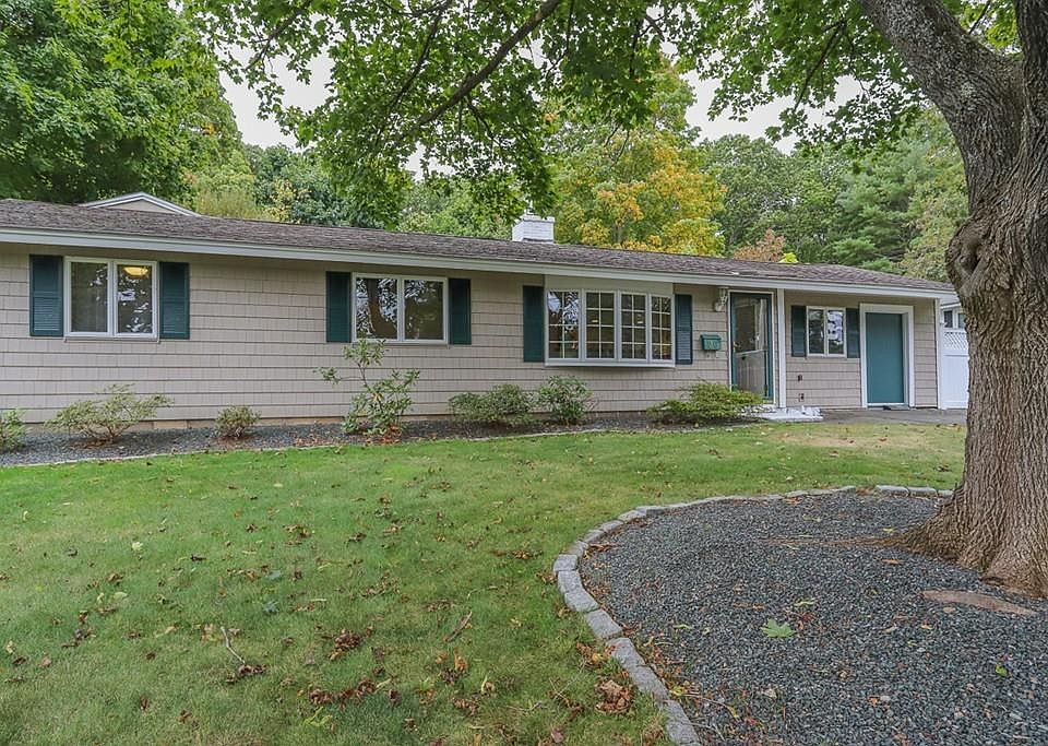 26 Trask Rd Peabody MA 01960 Zillow