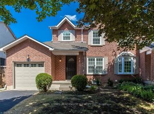 237 Ross Ln, Oakville, ON L6H 5E6