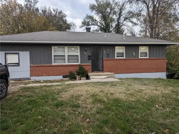 7429 College Ave, Kansas City, MO 64132