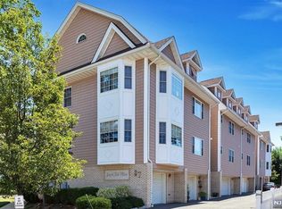 87 Centre St, Nutley, NJ 07110