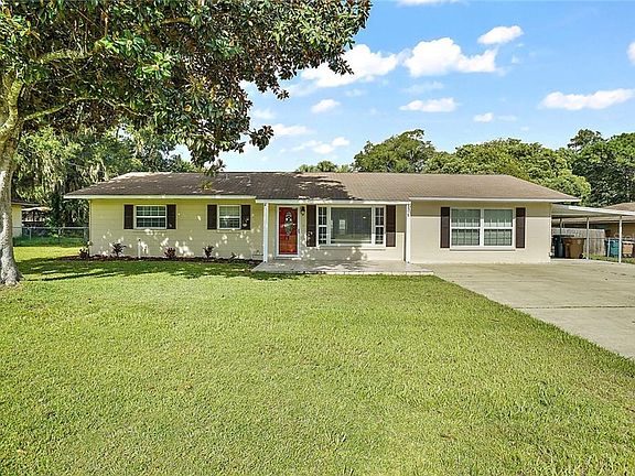 2nd image of 358 NE 43rd Ct