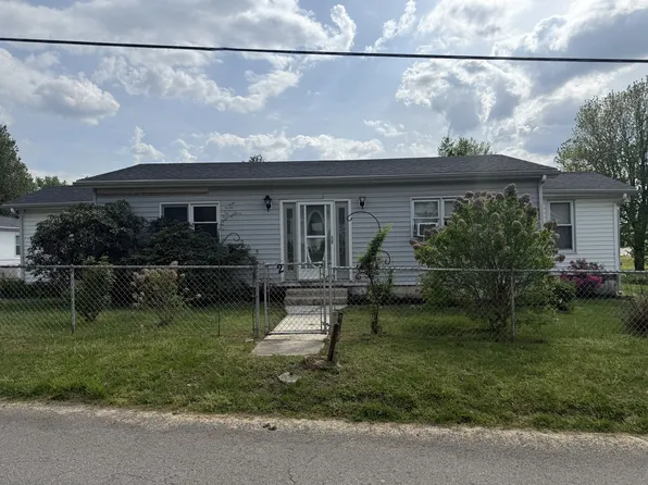 225 Daniel St, Island, KY 42350