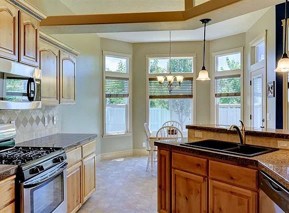 4th image of 657 E Burney Glen Dr