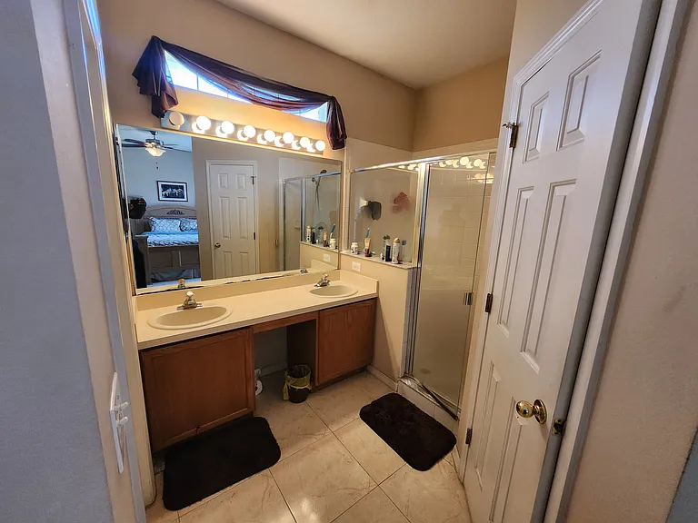 2503 Buttercup Ct — Photo 16