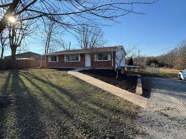 6735 N Nelson Dr, Columbia, MO 65202