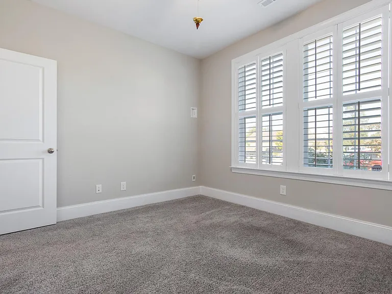 620 Blue Sail Ct — Photo 14
