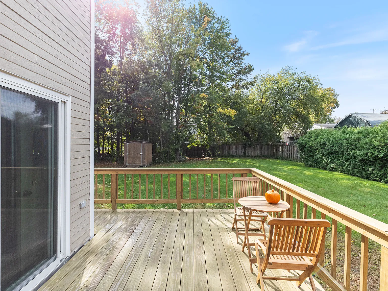 250 Grey Birch Dr — Photo 1