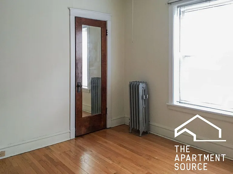 3817 N Lawndale Ave #2W — Photo 7