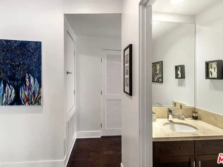 817 N Alfred St #201 — Photo 3