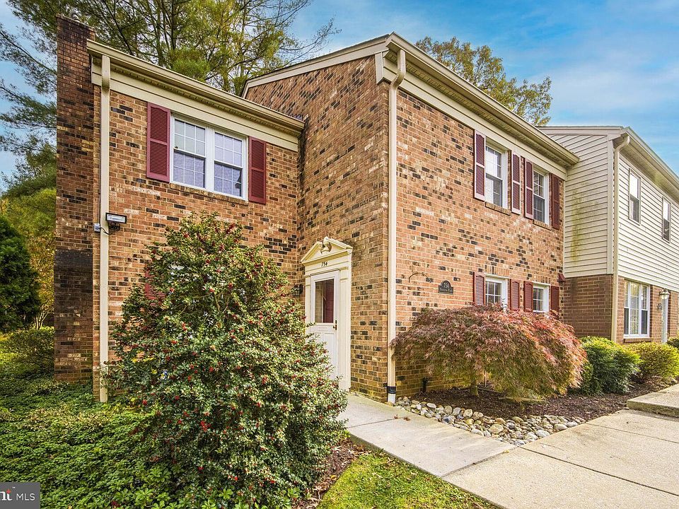 1st image of 754 Princeton Pl #1