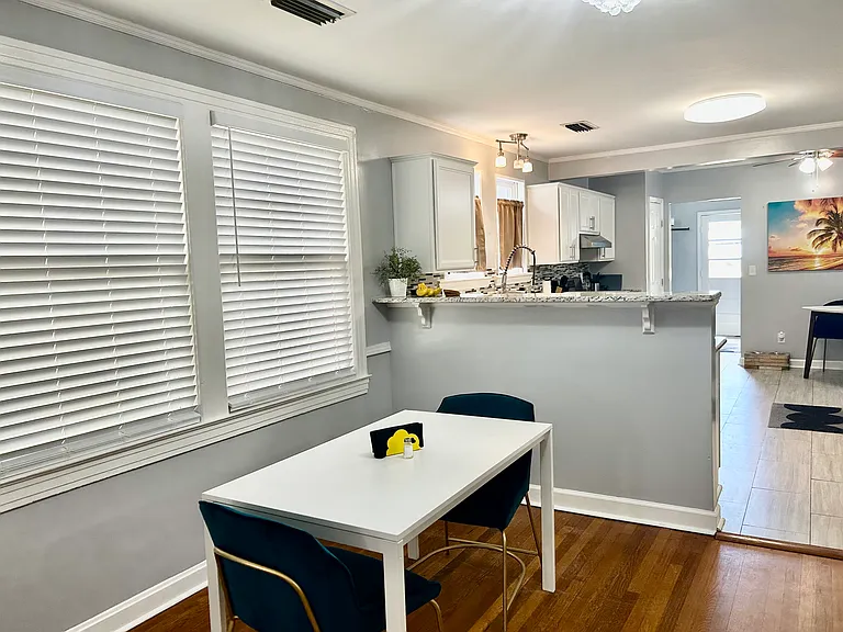 5057 Blackburn St — Photo 44