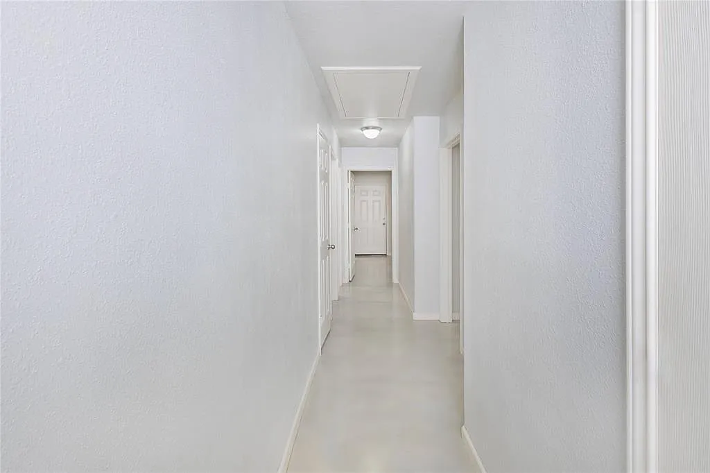 3 bed, 1150 sqft, $1,500 — Photo 3