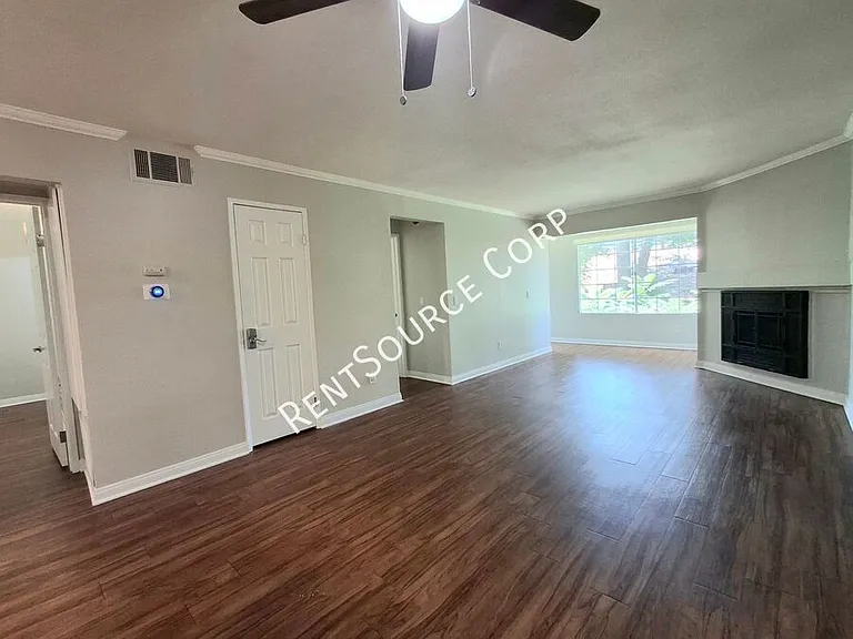 5525 Canoga Ave #123 — Photo 13