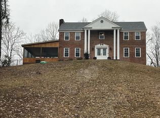 1100 Eagle Bend Rd, Clinton, TN 37716