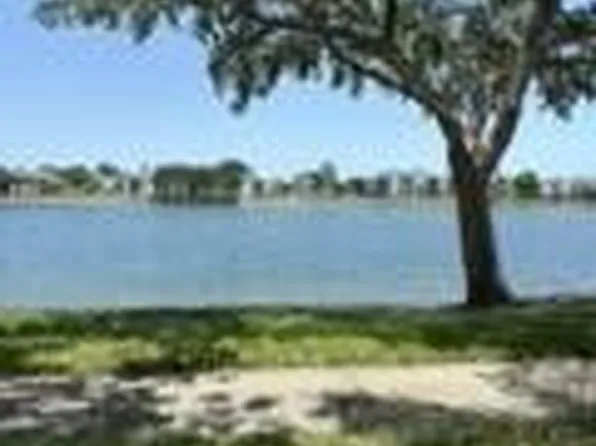 201 Lake Pointe Drive #107, Oakland Park, FL 33309