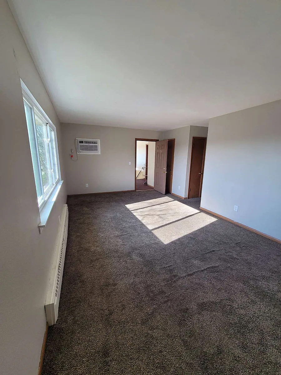 Building Photo - 1929 Madera St #6