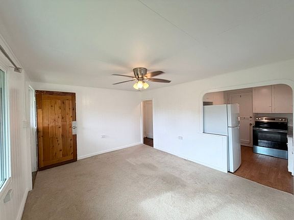 3rd image of 407 Kalama St