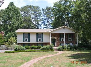 1128 McNichol Ln, Chattanooga, TN 37421