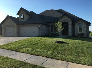 3812 E Rosebrier St, Springfield, MO 65809