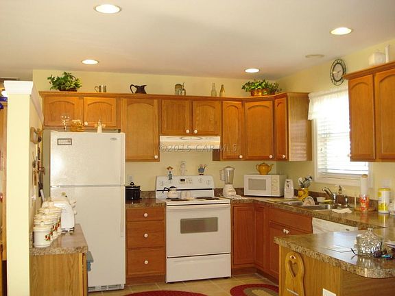 Ample Cabinets, Counters