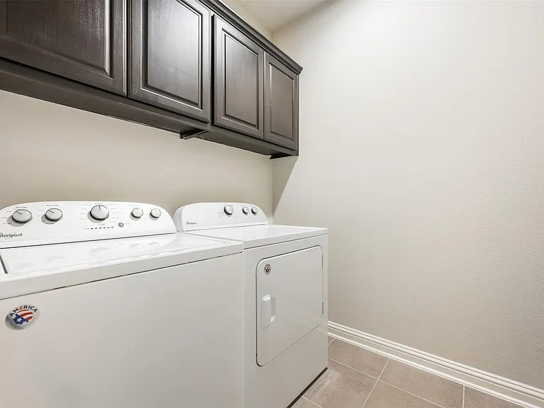 13800 Lyndhurst St #222 — Photo 28