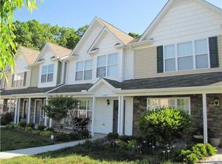 3703 Bison Hill Ln, Raleigh, NC 27604