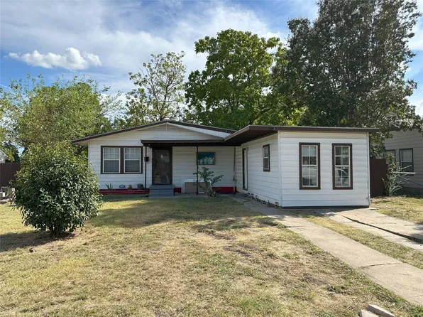 1504 Dent St, Garland, TX 75042