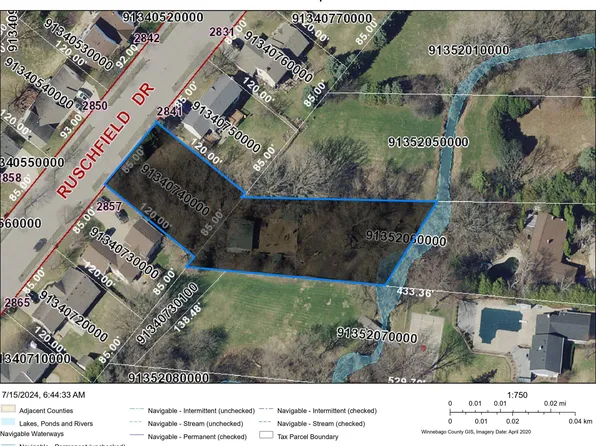 Ruschfield Dr, Oshkosh, WI 54904