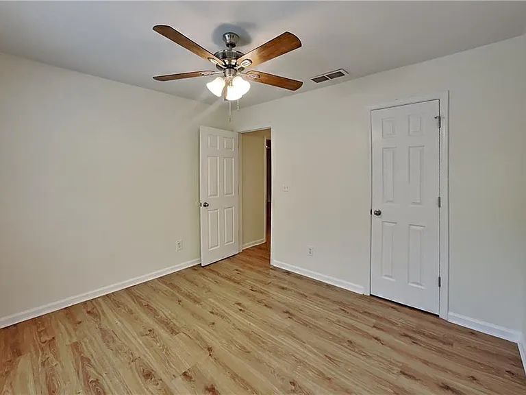 530 Alcovy Springs Dr — Photo 13