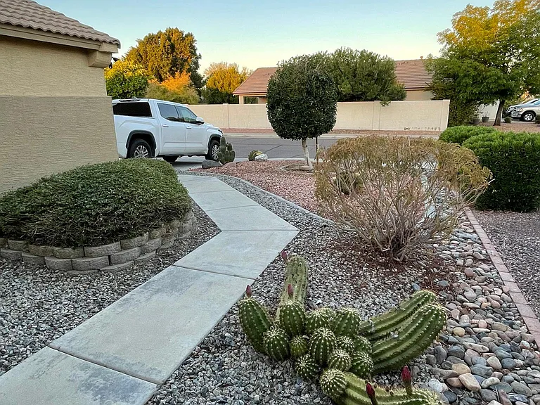 21469 N 79th Dr — Photo 3