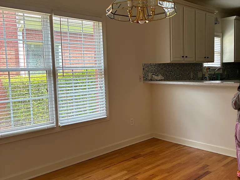 1785 Glenhurst Dr — Photo 5