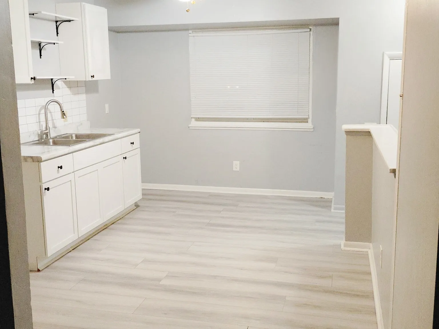 5914 Cloverlawn Drive - 1 — Photo 3