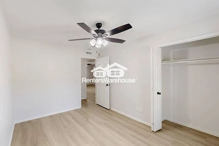 6407 Green Oaks Dr — Photo 30