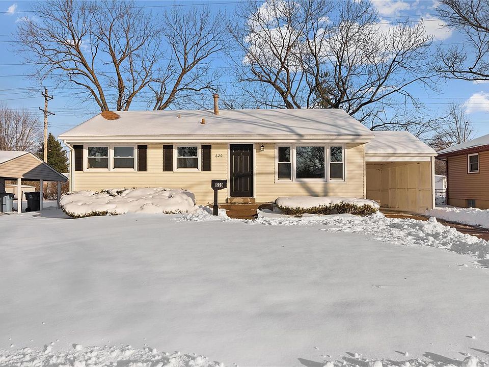 1st image of 620 Saint Edith Ln