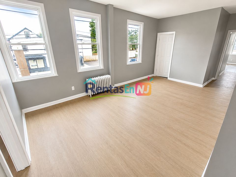 1st image of 335 Myrtle Ave #2B