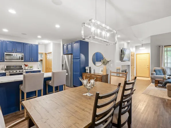 9699 Belmont Ln, Eden Prairie, MN 55347