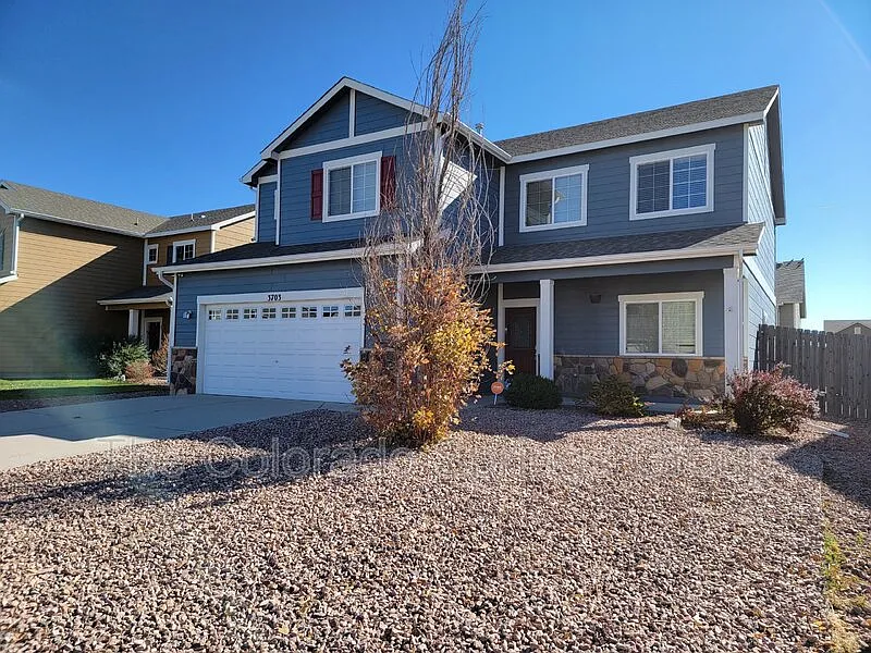 3703 Chia Dr