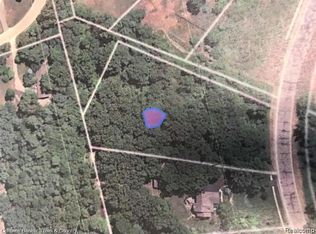 3362 Prescott Dr, Howell, MI 48843