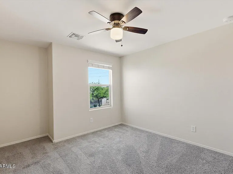 7119 W Golden Ln — Photo 34