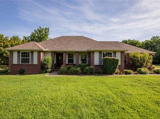 10870 Spring Mountain Dr, Farmington, AR 72730