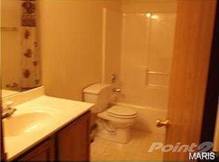 1813 Jessie Cir, High Ridge, MO 63049